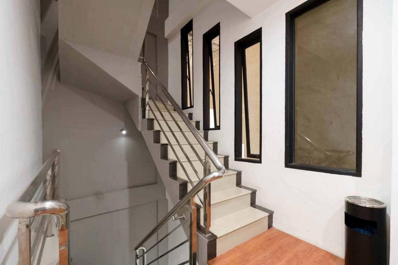Jotel Guest House Mitra Reddoorz Pulauberayan Dış mekan fotoğraf