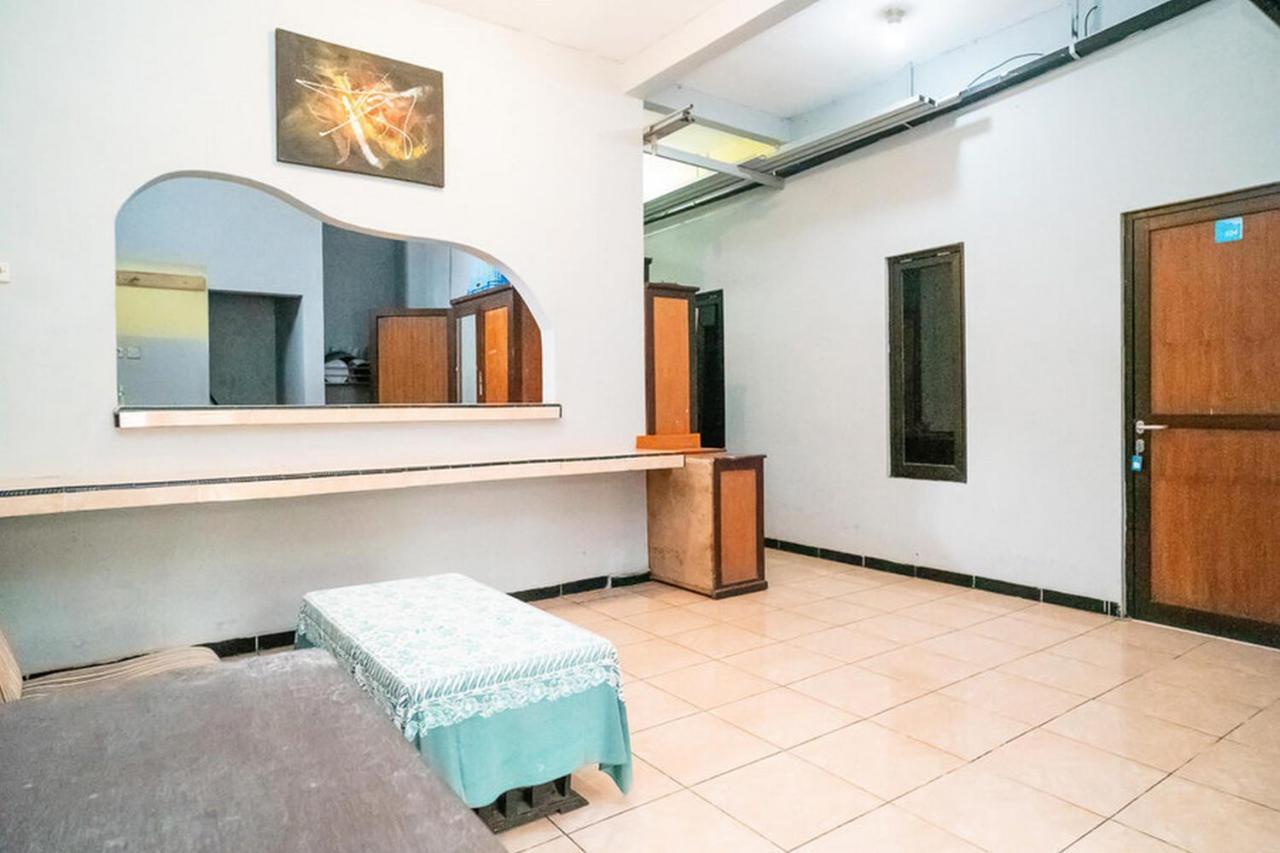 Jotel Guest House Mitra Reddoorz Pulauberayan Dış mekan fotoğraf