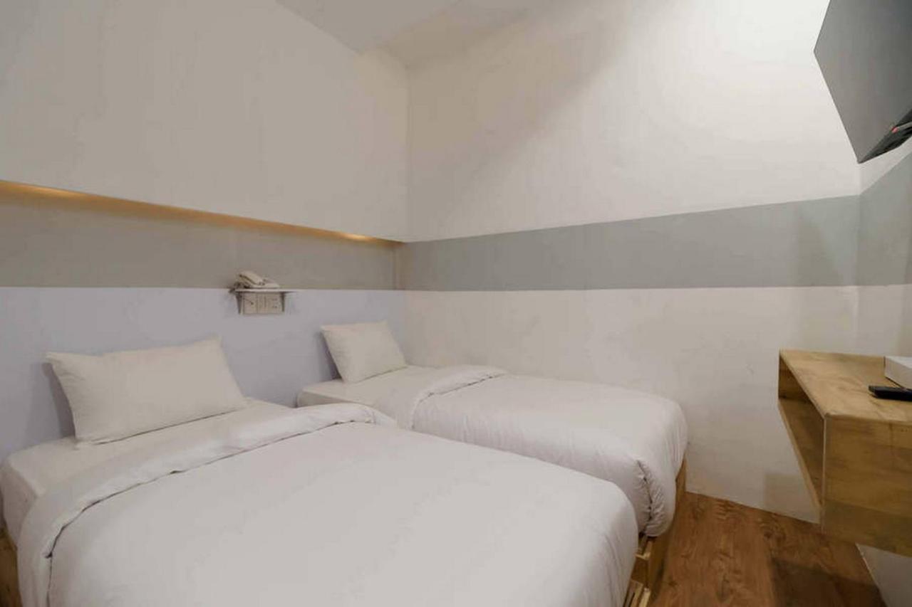 Jotel Guest House Mitra Reddoorz Pulauberayan Dış mekan fotoğraf